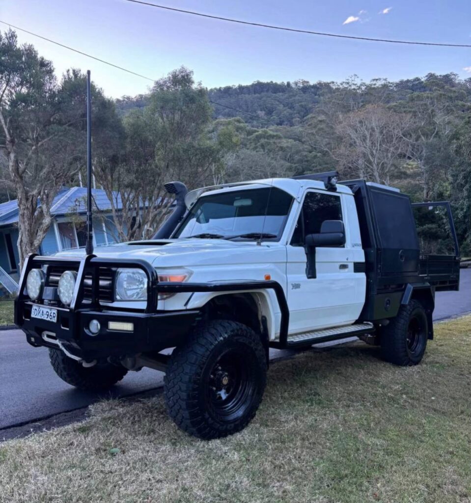 Toyota Land Cruiser 79 Series Ute Sun Visors