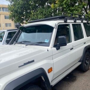 Toyota LandCruiser Ute, Dual Cab, wagon and Troopy Solid Windscreen Sunvisor