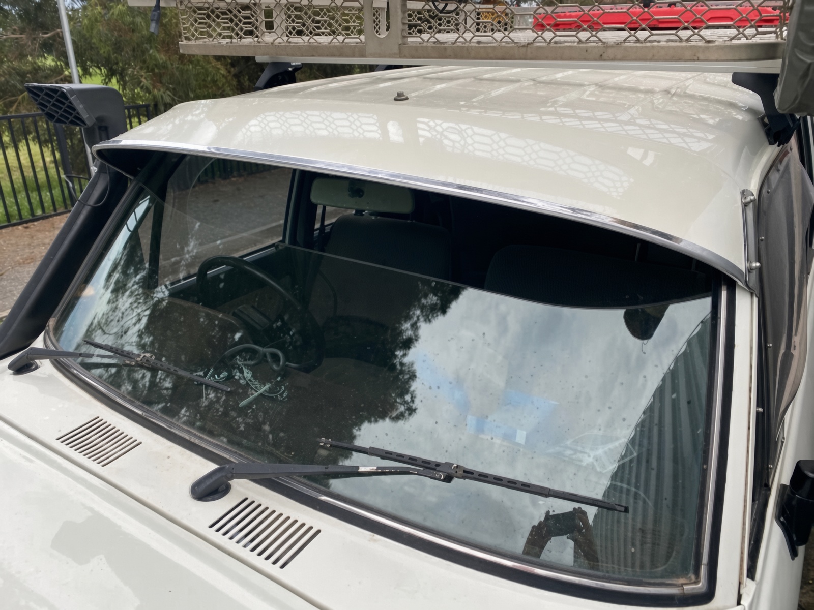 Toyota LandCruiser 60-62 Windscreen Sun visor