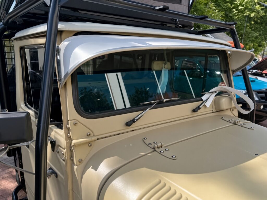 Toyota LandCruiser FJ40-45 HJ47 1967-1984 Solid Sun visor
